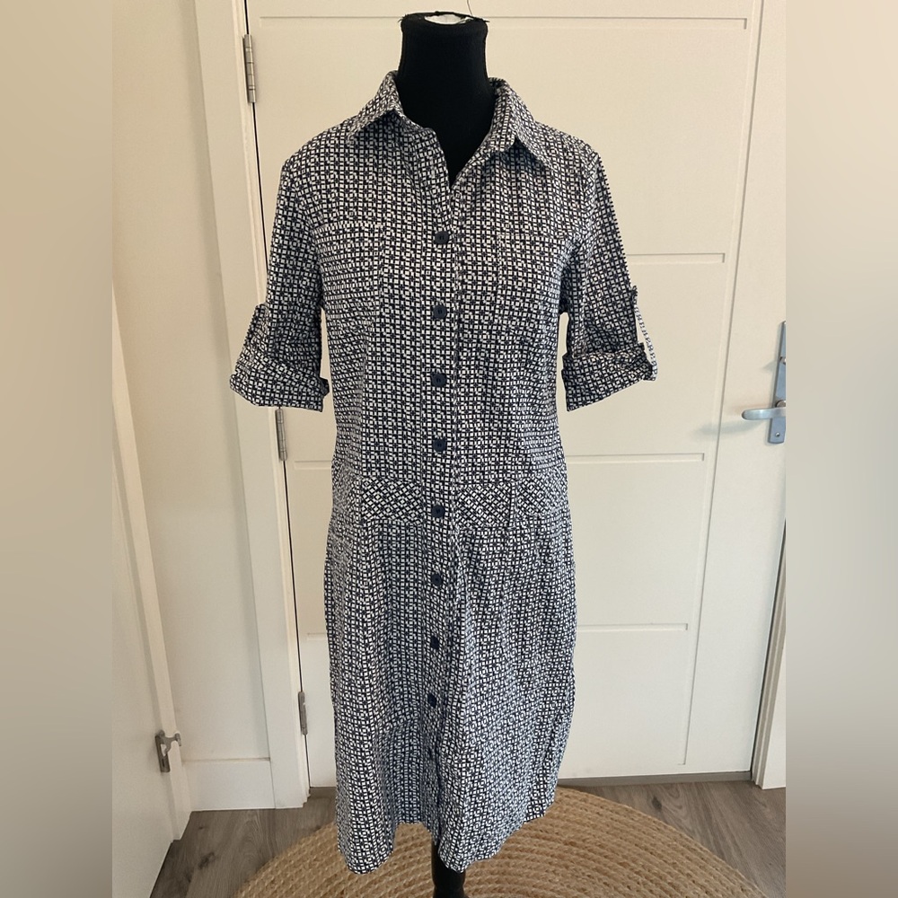 KOI Buttoned Casual/ Work Patterned Dress with Pockets & Belt hoops.